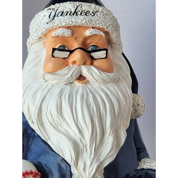 MLB Yankees Forever Collectible Santa 2010 Discontinued 10 Inch+ - Picture 8 of 10